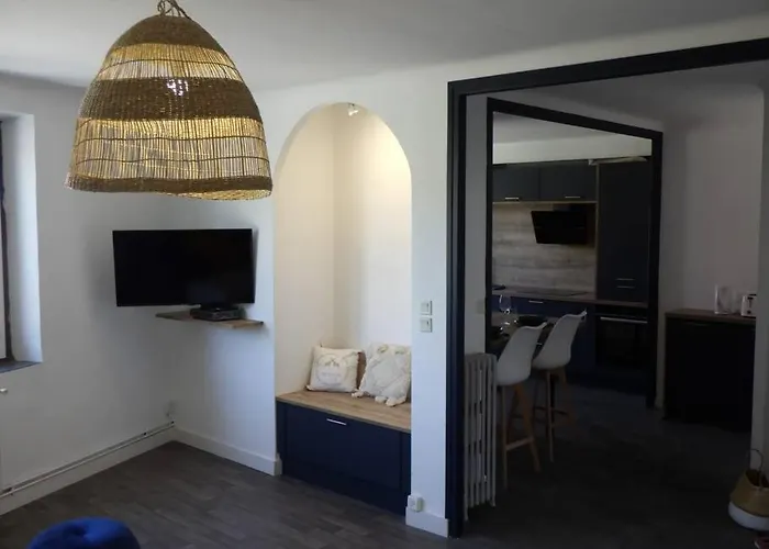 Apartament Spacieux Au Pied De La Cite Medievale *